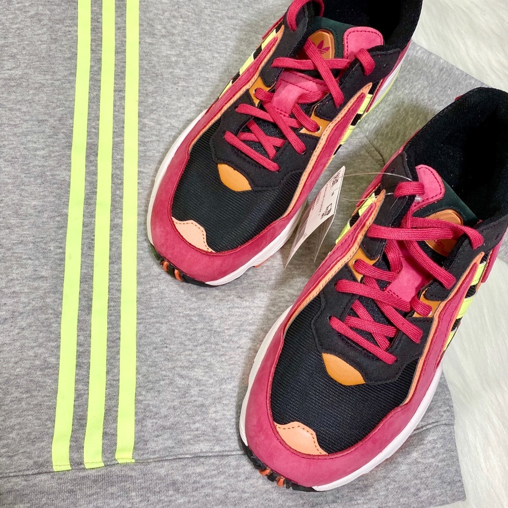 Womens Adidas Sneakers Shoes Yung 96 Neon Black - Picture 4 of 12